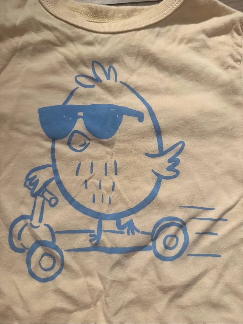 The Children's Place Cream T-Shirt with Blue Scooter Chick Graphic